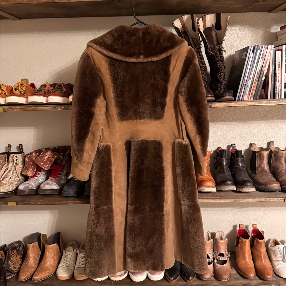 1960’s Vintage Koslow’s fur coat - Picture 3 of 16